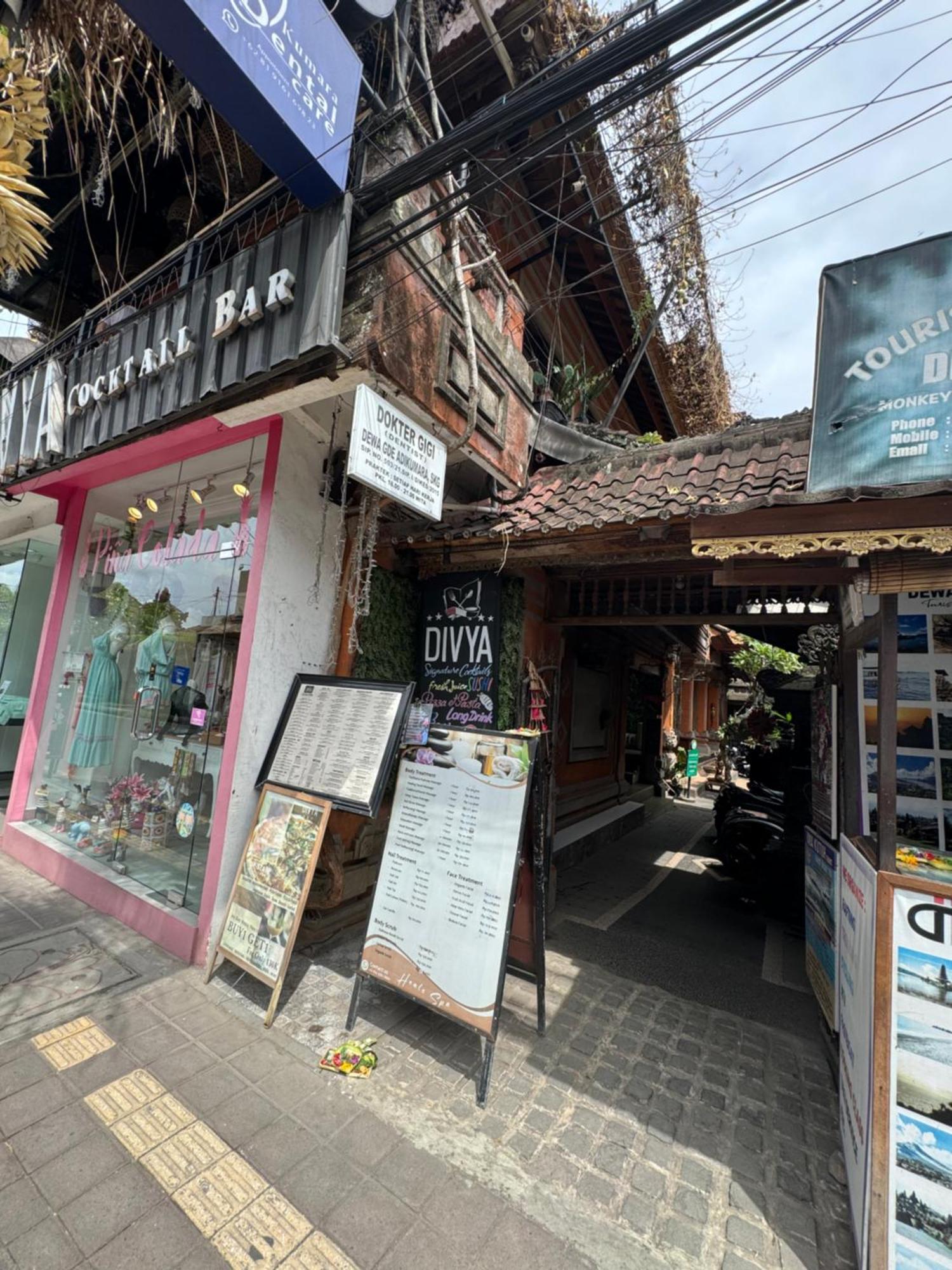 Nua House Hostel Ubud  Exterior photo